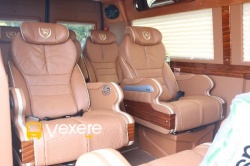 Xe Golden Limousine Ghế ngồi Limousine 9 chỗ VIP