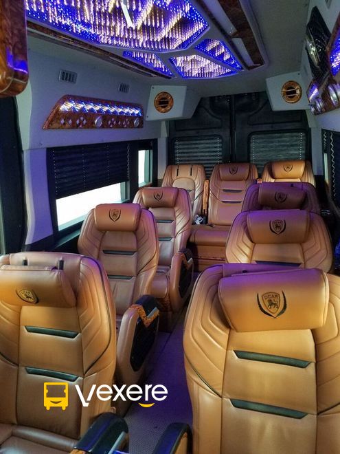 Xe Tiến Thịnh Limousine undefined