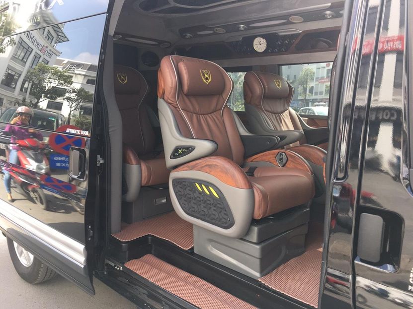 Xe Eco Green Limousine undefined