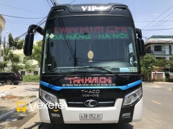 Xe Tân Kim Chi Mặt trước xe Limousine 34 Giường VIP