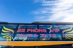 Xe Phong Phú Bên hông xe Limousine 22 Phòng