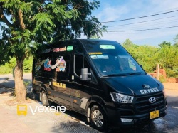 Xe Đồng Hành Limousine Bên hông xe Huyndai Solati VIP 9 chỗ