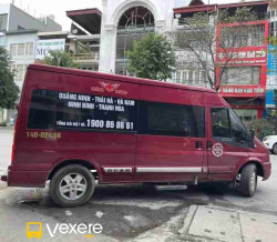 Xe Thành Trung Limousine  Bên hông xe Limousine 9 chỗ (phụ)