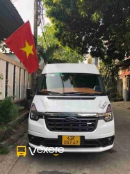 Xe VietNam Explore Mặt trước xe Ghế ngồi 15 chỗ