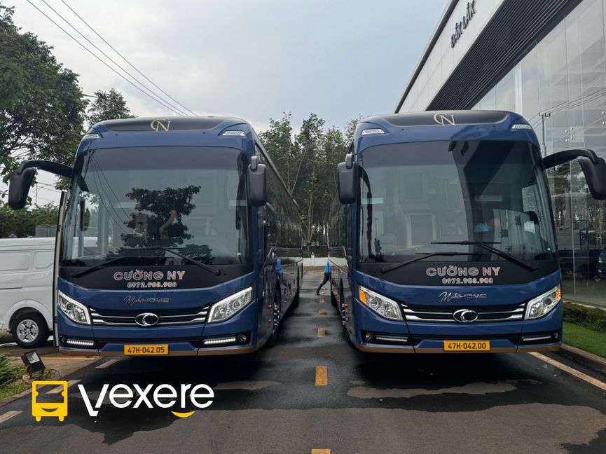 Xe Cường Ny Mặt trước xe Limousine 34 giường 