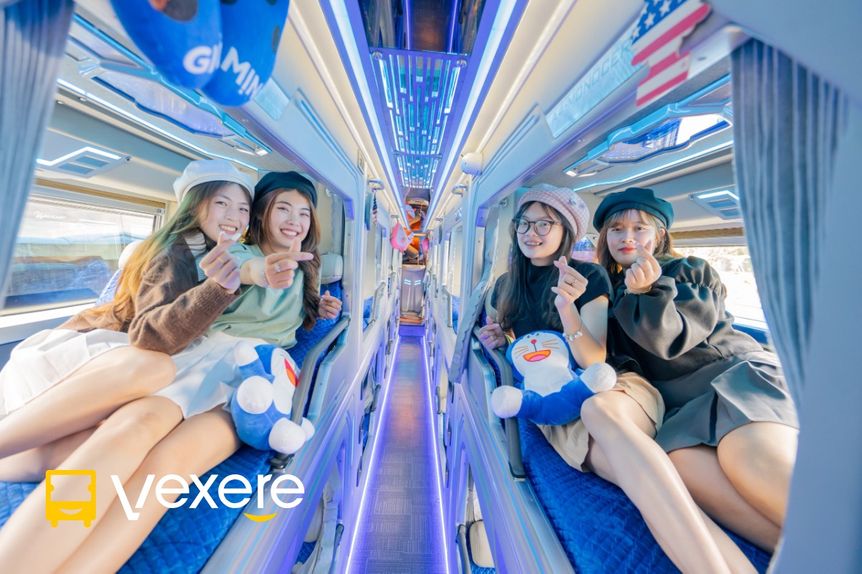 xe limousine từ bắc giang bắc ninh đi quảng trị cửa khẩu lao bảo