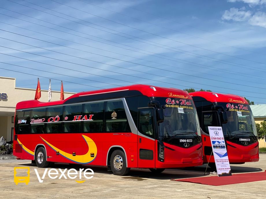 Xe Cô Hai Mặt trước xe Bên hông xe Limousine 24 phòng