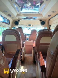 Xe Lan Anh Limousine Tiện ích Limousine 9 chỗ