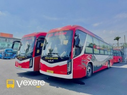 Xe Lovabus Bên hông xe Limousine giường phòng 34 chỗ