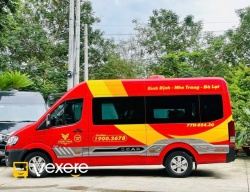 Xe Trọng Thủy Travel Bên hông xe Limousine 9 chỗ