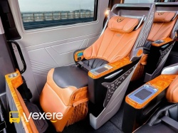 Xe Trọng Thủy Travel Ghế ngồi Tiện ích Nội thất Limousine 9 chỗ