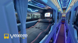 Xe Quý Thảo (Đà Nẵng) Giường nằm Nội thất Limousine giường phòng 24 chỗ