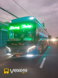 Xe Hưng Thủy (Bình Định) Mặt trước xe Bên hông xe Limousine 34 chỗ