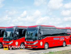 Xe Thành Công Mặt trước xe Bên hông xe County 29 chỗ