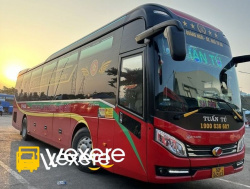 Xe Tuấn Tú Express Bên hông xe Ghế ngồi 45 chỗ