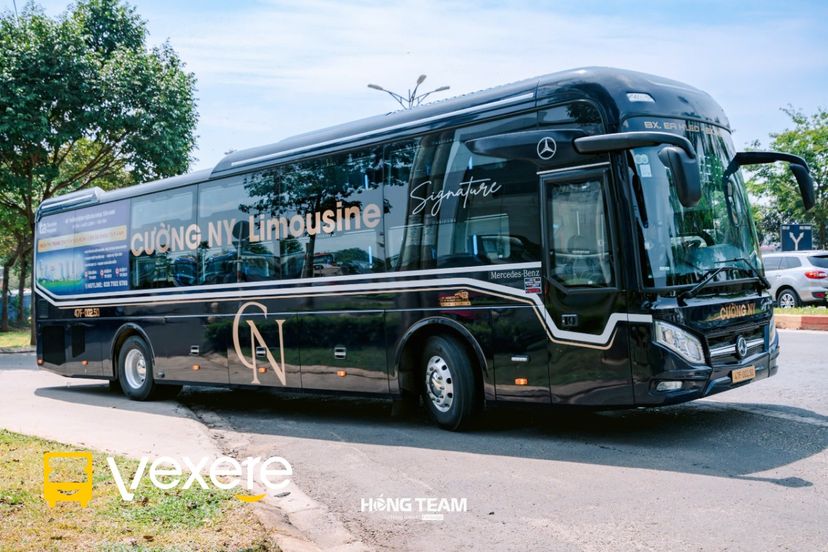 Xe Cường Ny Bên hông xe Giường nằm VIP 22 chỗ