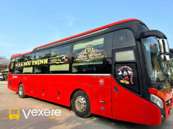 Xe Đức Thịnh Limousine Bên hông xe Mặt trước xe Limousine giường phòng 22 chỗ