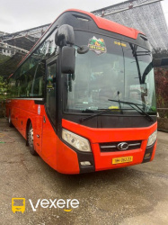 Xe SaPa Explore Mặt trước xe Giường nằm 36 chỗ (mới )