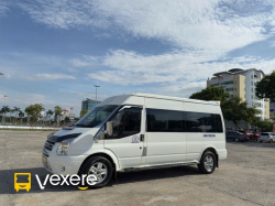 Xe Việt Lào (Đà Nẵng) Bên hông xe Ghế ngồi 16 chỗ