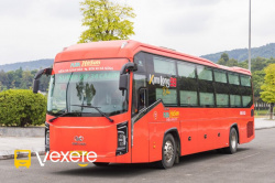 Xe Futa Hà Sơn Mặt trước xe Bên hông xe Limousine 34 chỗ