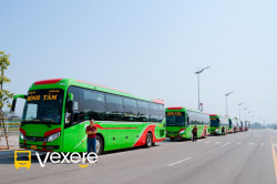 Xe Bình Tâm Mặt trước xe Bên hông xe Giường nằm Limousine 24 phòng