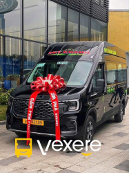 Xe Duy Khánh Limousine Mặt trước xe Bên hông xe Limousine 11 chỗ 