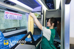 Xe Khanh Quỳnh Giường nằm Nội thất Limousine giường phòng 32 chỗ (WC)