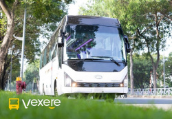 Xe Ninh Bình Discovery Bus Mặt trước xe 