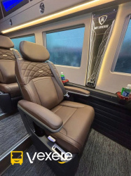 Xe Ninh Bình Discovery Bus Ghế ngồi Tiện ích Nội thất Limousine 11 chỗ