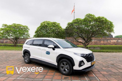 Xe Caro Luxury Bên hông xe Mặt trước xe Hyundai Custin 6 ghế