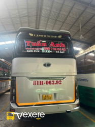 Xe Việt Tân - Đà Lạt Mặt sau xe Limousine 24 phòng