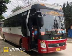 Xe Công Thủy Mặt trước xe Bên hông xe Giường nằm 40 chỗ