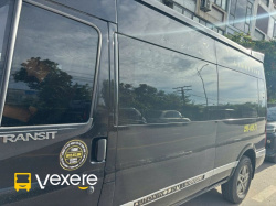 Xe Lovabus Bên hông xe Limousine 9 chỗ