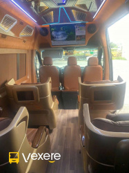 Xe Hạ Long Star Limousine undefined