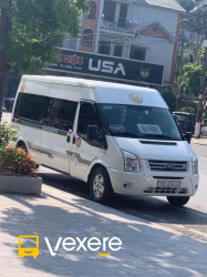 Xe Trần Tùng Travel Mặt trước xe Limousine 9 chỗ
