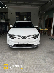 Xe Lovabus Mặt trước xe Xe VINFAST VF8