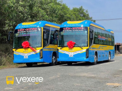 Xe Tấn Hưng (Gia Lai) Mặt trước xe Bên hông xe Limousine 34 Phòng