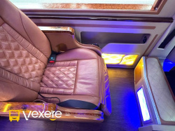 Xe Trùng Khánh Limousine undefined