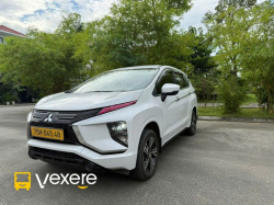 Xe Hue Happy Travel Mặt trước xe Bên hông xe Ghế ngồi 7 chỗ