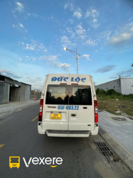 Xe Đức Lộc (Nha Trang) Mặt sau xe Ghế ngồi 16 chỗ