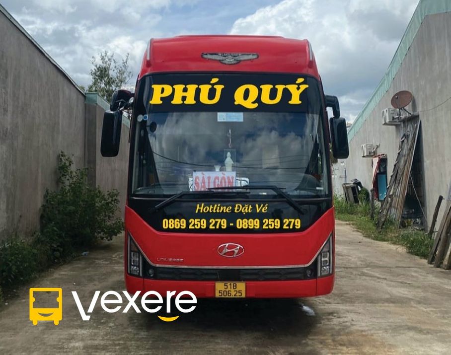 Xe Phú Quý (Quảng Ngãi) Mặt trước xe Giường nằm 34 chỗ