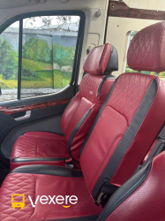 Xe Newstar Travel Ghế ngồi Limousine 11 chỗ