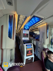 Xe Bảo Ngọc Limousine Nội thất Tiện ích Limousine giường nằm 32 chỗ