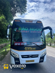 Xe Bảo Ngọc Limousine Mặt trước xe Limousine giường nằm 32 chỗ