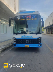 Xe TNT (Thanh Hóa) Mặt trước xe Cabin 24 phòng đôi