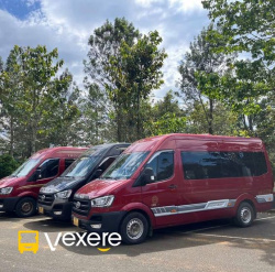 Xe Thịnh Thái Limousine Mặt trước xe Ghế ngồi Bên hông xe Limousine 11 chỗ