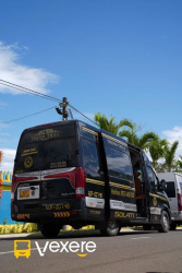 Xe Thịnh Thái Limousine Mặt sau xe Limousine 11 chỗ