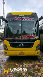 Xe Tuấn Kiệt (Thái Nguyên) Mặt trước xe Ghế ngồi 45 chỗ