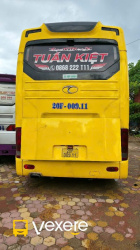 Xe Tuấn Kiệt (Thái Nguyên) Mặt sau xe Ghế ngồi 45 chỗ