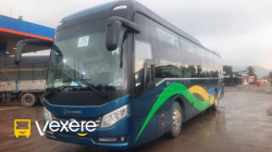 Xe Hoàng Long Limousine  Mặt trước xe Bên hông xe Giường nằm 40 giường